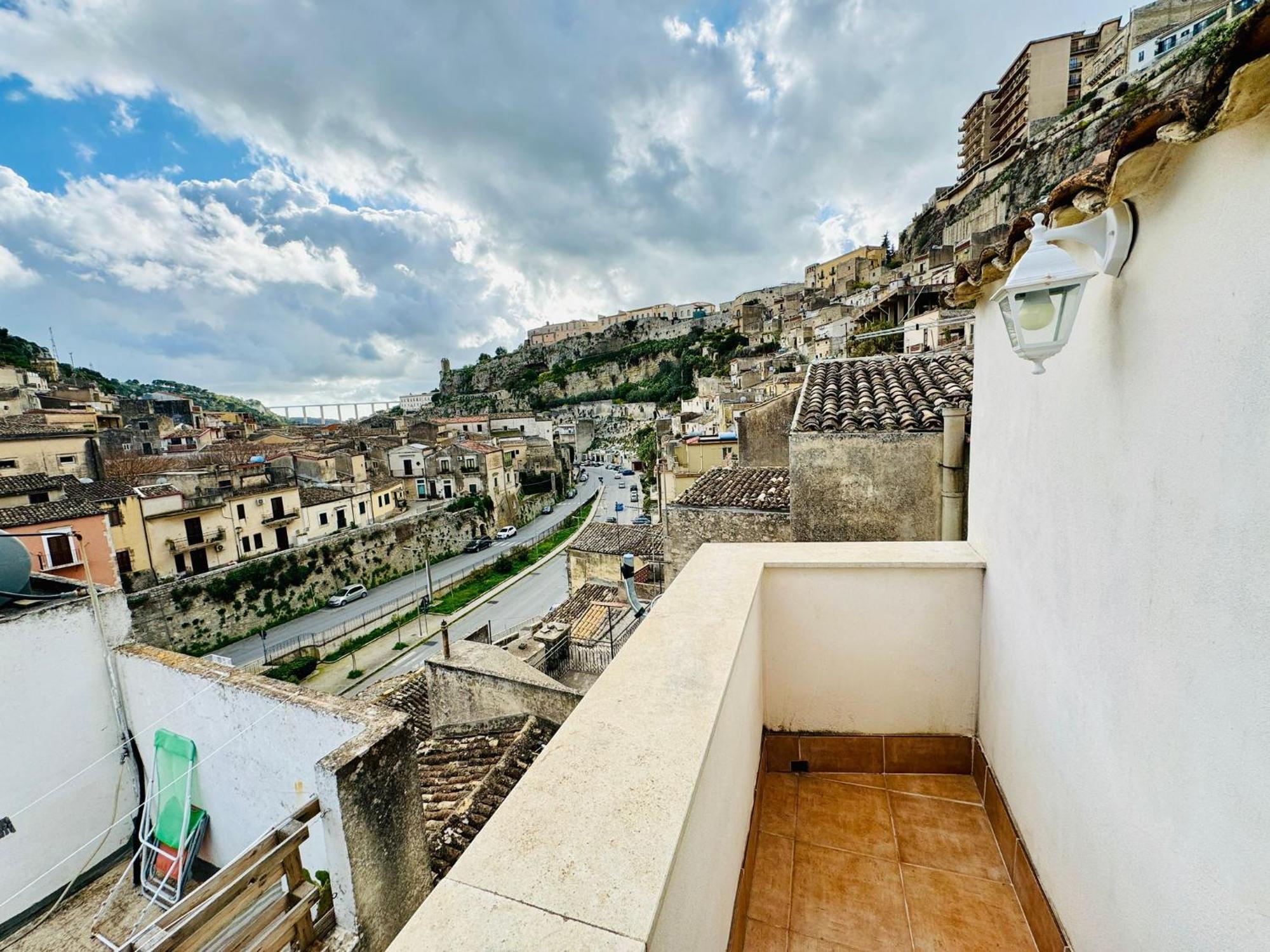La Casa D'Ila Villa Modica Exterior photo